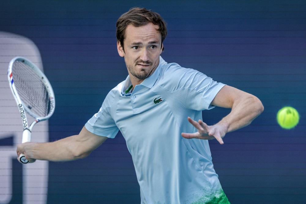 多多28:纽卡狂欢!30万人共庆联赛杯夺冠,70年沉浮今朝梦圆.